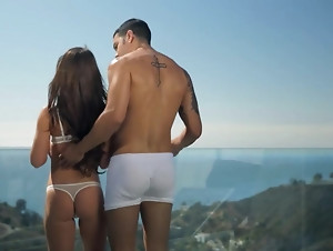 Amazing passionate fuck between beefy hunk and a beautiful and gorgeous babe outside.
